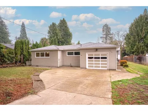 998 Mcgilchrist St SE, Salem, OR 97302