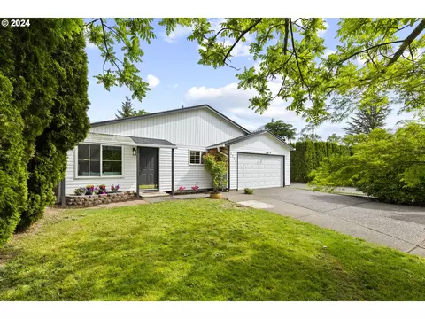 2720 SE 44th Ct, Hillsboro, OR 97123