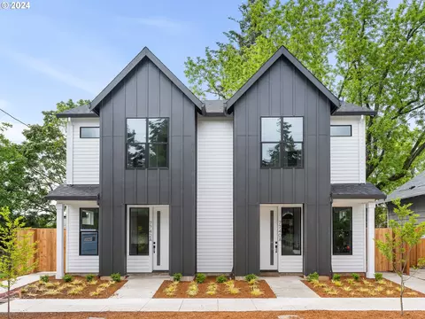 7742 SE Long St #A, Portland, OR 97206