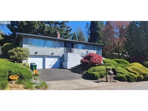 6131 SW Luradel St, Portland, OR 97219