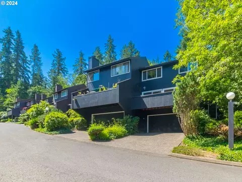 2640 Woodstone Pl, Eugene, OR 97405