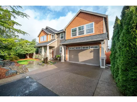 13620 SE Sierra Dr, Clackamas, OR 97015