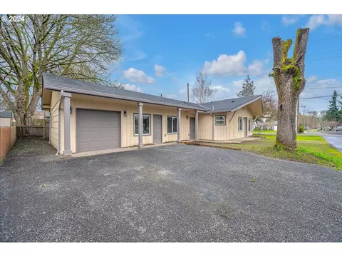 33613 SE Olive St, Scappoose, OR 97056