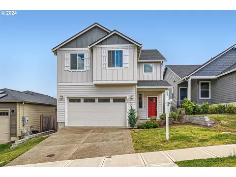 975 NE Pinebreak Dr, Estacada, OR 97023