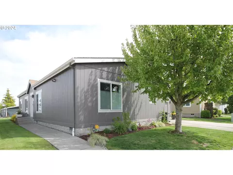 4155 NE Three Mile Ln #169, Mcminnville, OR 97128