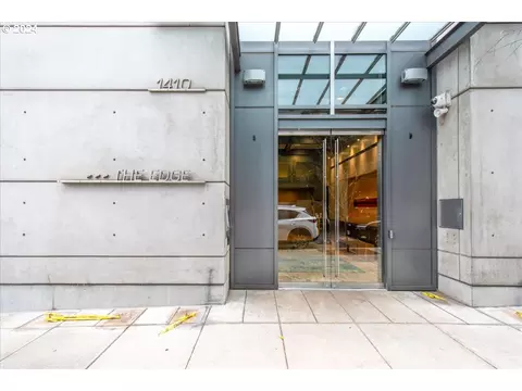 1410 NW Kearney St #812, Portland, OR 97209