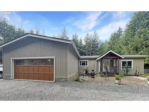 1143 Fahy Ave, Bandon, OR 97411