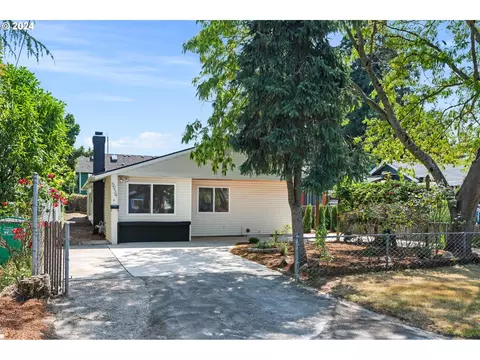 5934 NE Beech St, Portland, OR 97213