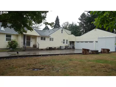 5844 SE Harrison St, Milwaukie, OR 97222