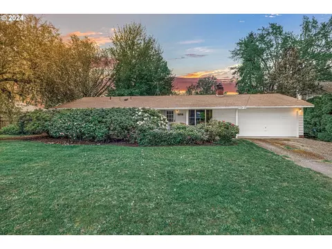 1170 NE Sunrise Ln, Hillsboro, OR 97124