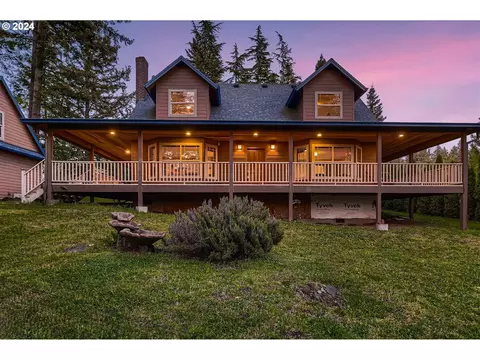 24835 S Dianne Dr, Beavercreek, OR 97004