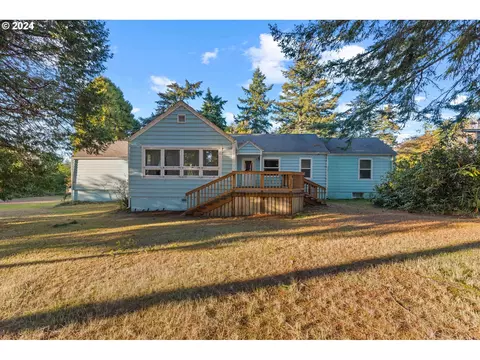 88405 Highway 42, Bandon, OR 97411