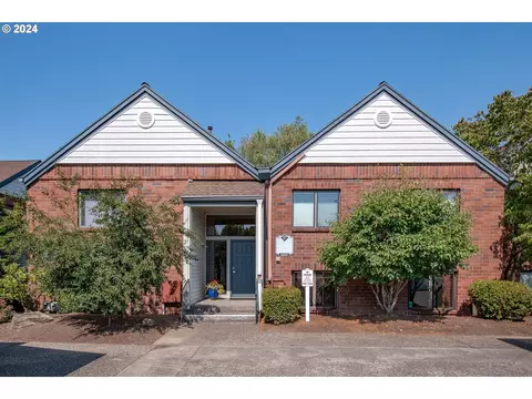 14843 NE Sacramento St #116, Portland, OR 97230