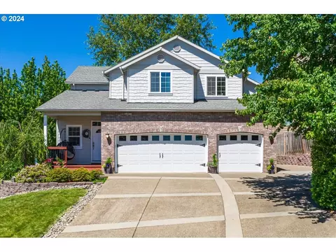 15257 SW Turnagain Dr, Portland, OR 97224