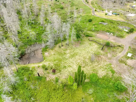 1262 Rock Creek Rd, Idleyld Park, OR 97447
