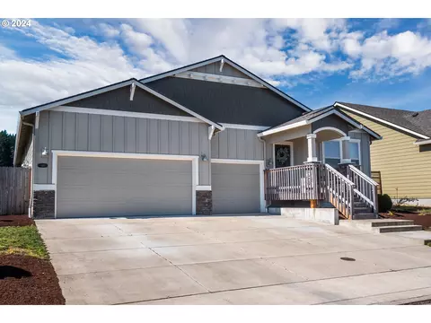 410 S 10th St, Monroe, OR 97456