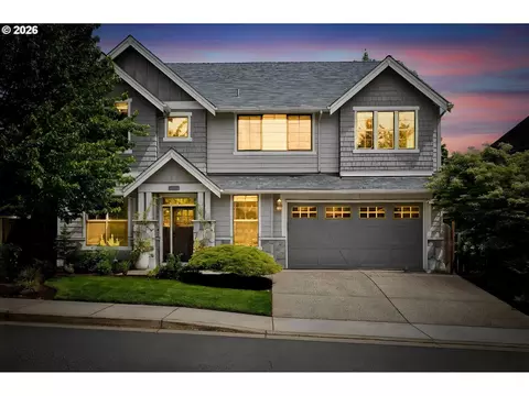 19302 Riverwood Ln, Lake Oswego, OR 97035
