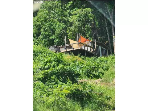 48319 NW Sylvia Ln, Forest Grove, OR 97116