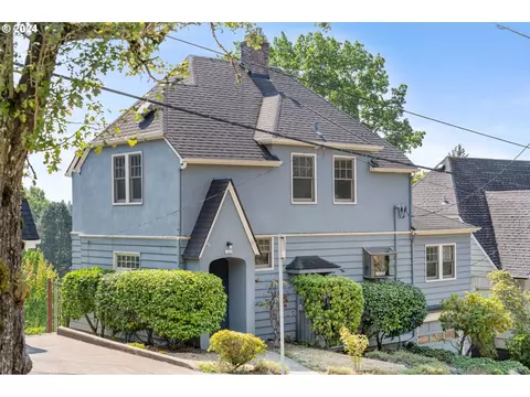 3460 NE Klickitat St, Portland, OR 97212