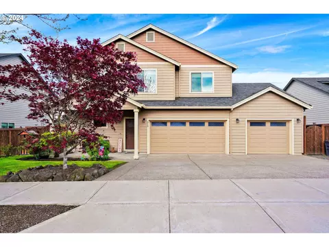 315 SW Mt Rainier St, Mcminnville, OR 97128