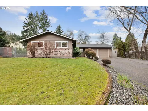 6712 Marquette Ct, West Linn, OR 97068