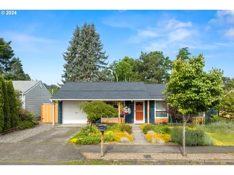 3631 SE 169th Pl, Portland, OR 97236
