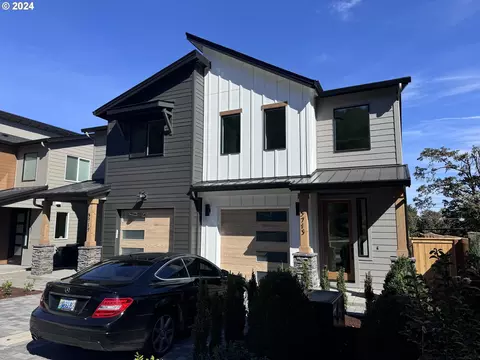 5713 W A St #4B, West Linn, OR 97068