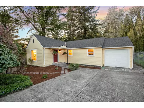8425 NE Beech St, Portland, OR 97220