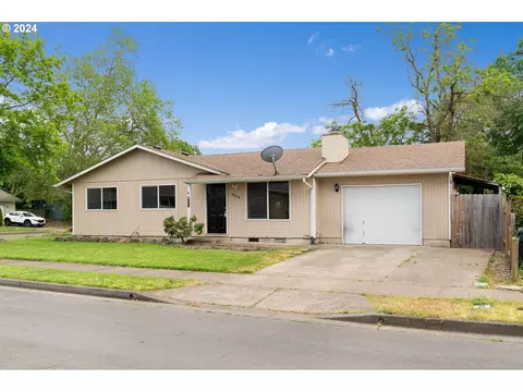 5244 Coetivy Ave, Eugene, OR 97402
