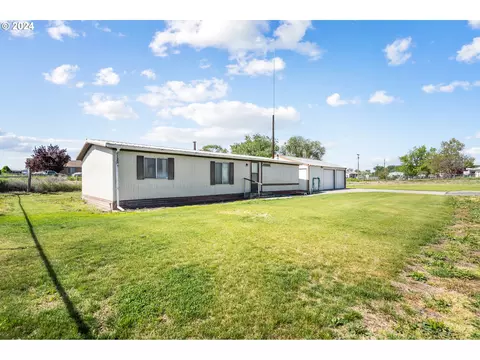 820 Dunne St, Stanfield, OR 97875
