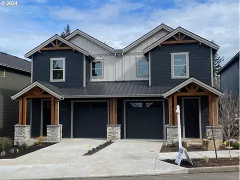 39795 Pleasant St, Sandy, OR 97055