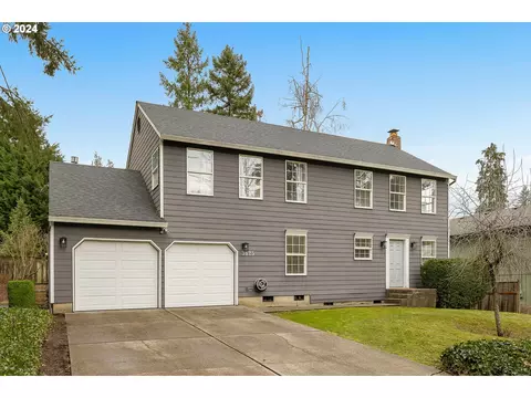 3625 SW Vacuna St, Portland, OR 97219