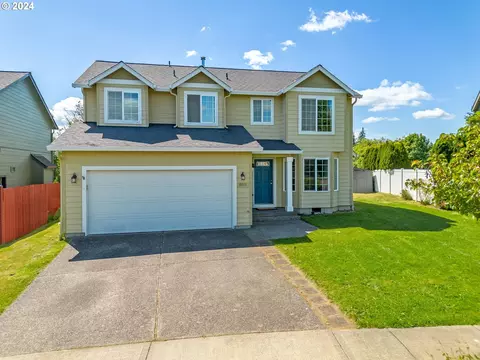 805 N Raven Dr, Ridgefield, WA 98642