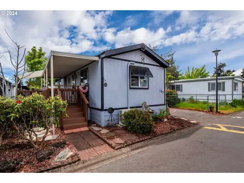 5335 S Main St #189, Springfield, OR 97478