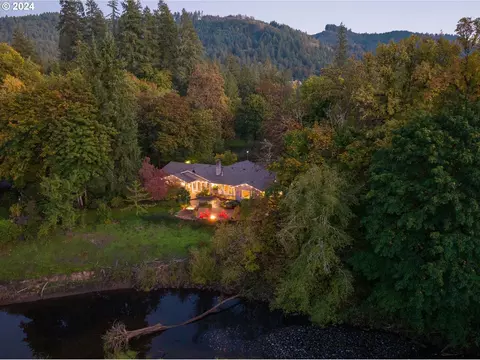 90456 Sunderman Rd, Springfield, OR 97478