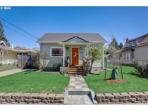 3722 SE 66th Ave, Portland, OR 97206