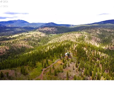 53578 Big Sky Ln, Prairie City, OR 97869