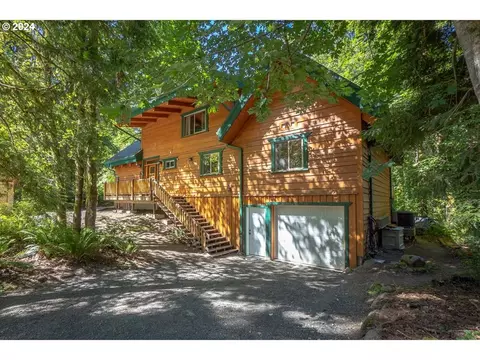 64097 E Relton Ln, Rhododendron, OR 97049