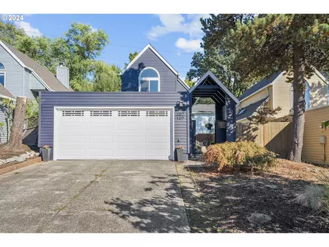 107 Kingsgate Rd, Lake Oswego, OR 97035