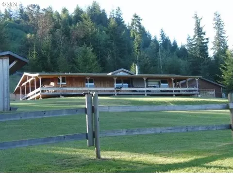 94792 Parsonage Ln, Myrtle Point, OR 97458