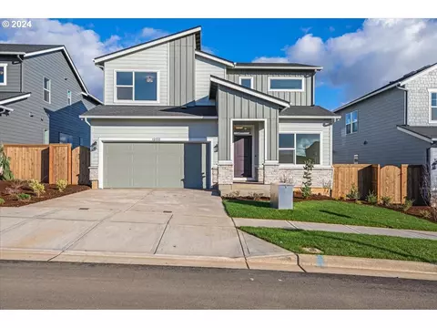 12132 SW Strobel Rd, Beaverton, OR 97003