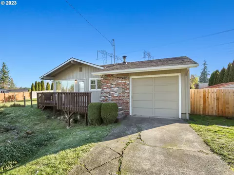 18160 S Christine Ct, Oregon City, OR 97045