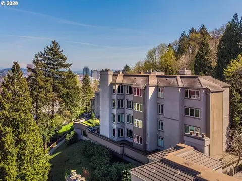 622 NW Westover Ter, Portland, OR 97210
