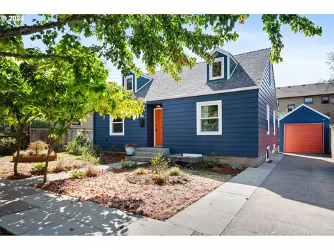 3822 SE Franklin St, Portland, OR 97202