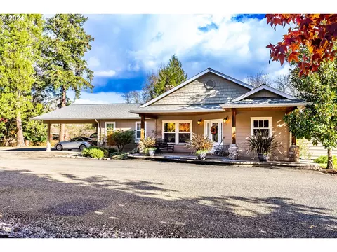 417 Elgarose Rd, Roseburg, OR 97471
