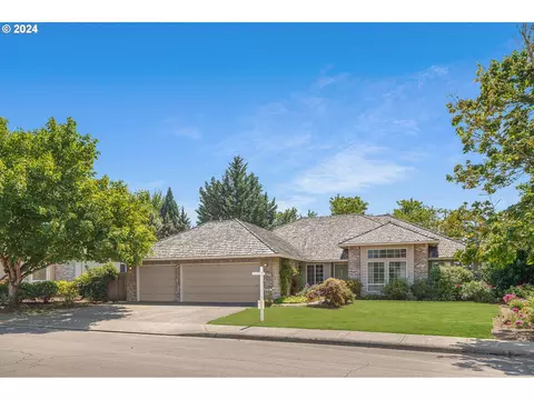 16156 SW Dewberry Ln, Tigard, OR 97223