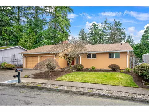 1712 NW 14th Dr, Gresham, OR 97030
