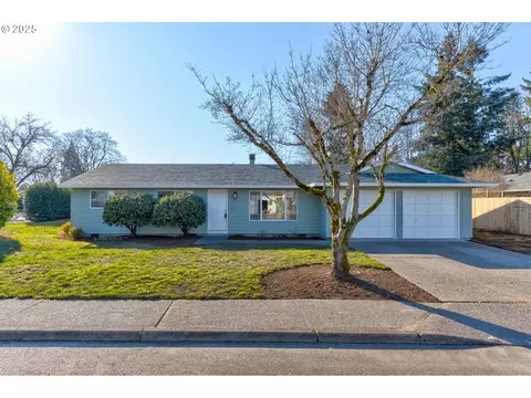 395 S Manzanita Ct, Canby, OR 97013