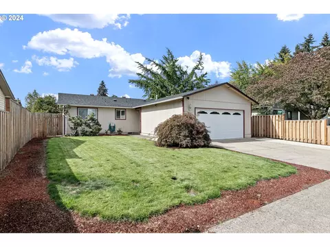 755 Alder St, Junction City, OR 97448