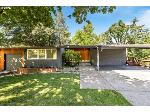 17251 Greentree Ave, Lake Oswego, OR 97034